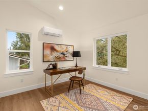9253 6th Avenue NW b, Seattle WA 98117
