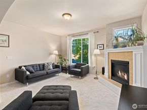 510 Pilchuck Path W2, Everett WA 98201