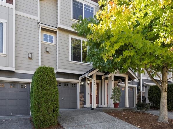 510 Pilchuck Path W2, Everett WA 98201