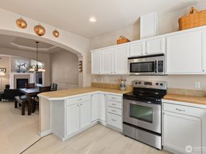 510 Pilchuck Path W2, Everett WA 98201