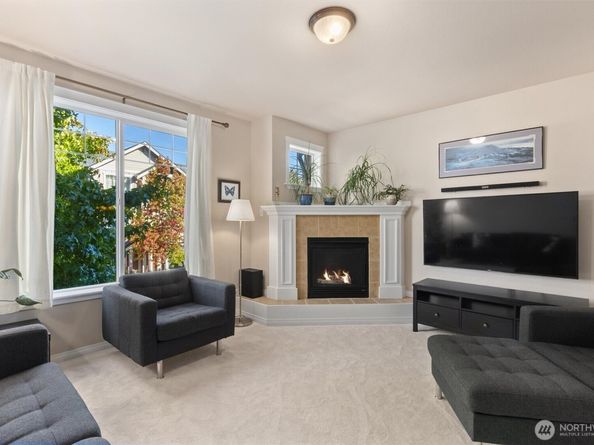 510 Pilchuck Path W2, Everett WA 98201