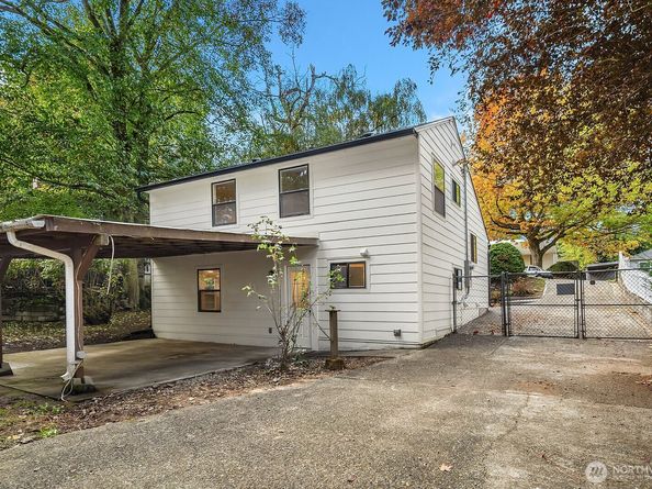 12026 70th Avenue S, Seattle WA 98178