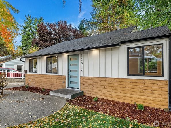 12026 70th Avenue S, Seattle WA 98178