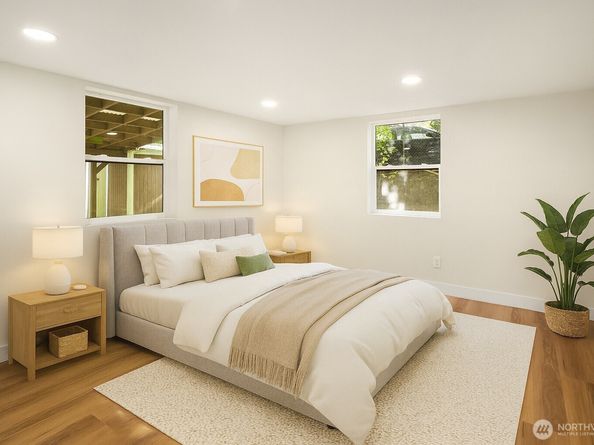 12026 70th Avenue S, Seattle WA 98178