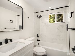 12026 70th Avenue S, Seattle WA 98178