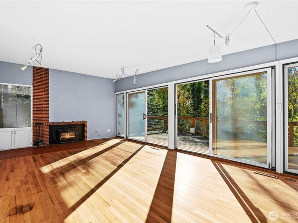 12117 SE 26th Street, Bellevue WA 98005