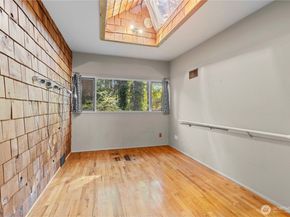 12117 SE 26th Street, Bellevue WA 98005