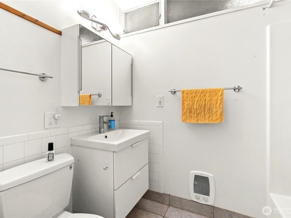 12117 SE 26th Street, Bellevue WA 98005