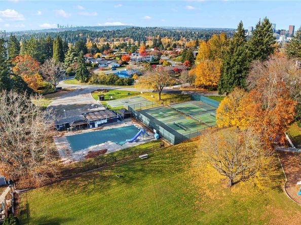 12117 SE 26th Street, Bellevue WA 98005