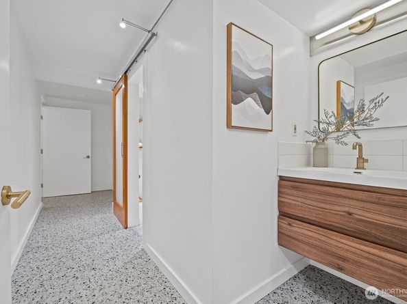 1000 Union Street 106, Seattle WA 98101