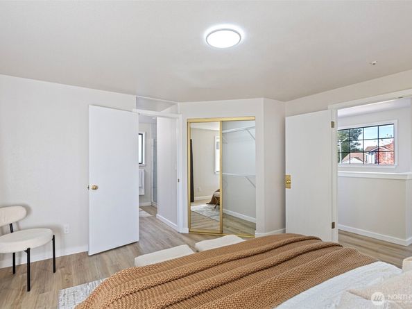 20809 33rd Avenue W, Lynnwood WA 98036