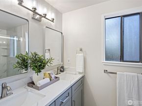 20809 33rd Avenue W, Lynnwood WA 98036