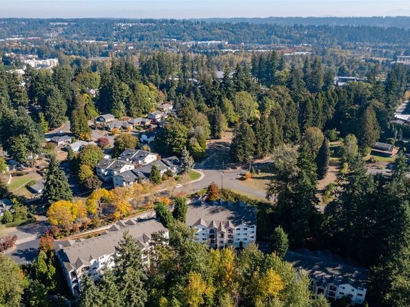 10709 Valley View Road B403, Bothell WA 98011