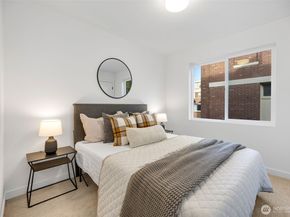 2102 1st Avenue N, Seattle WA 98109