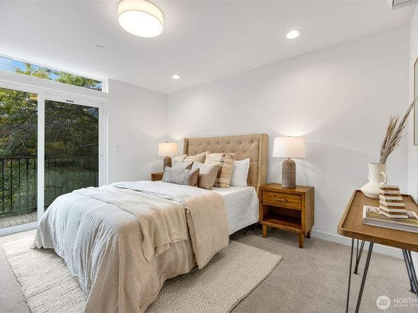 2102 1st Avenue N, Seattle WA 98109