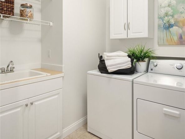 22824 NE 100th Place, Redmond WA 98053