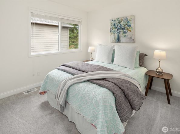 22824 NE 100th Place, Redmond WA 98053