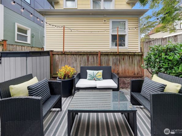 4018 Linden Avenue N A, Seattle WA 98103
