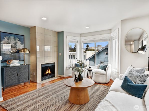 4018 Linden Avenue N A, Seattle WA 98103