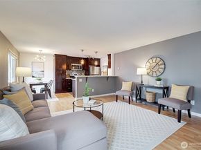 10106 Greenwood Avenue N 302, Seattle WA 98133