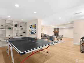 6832 122nd Avenue NE, Kirkland WA 98033