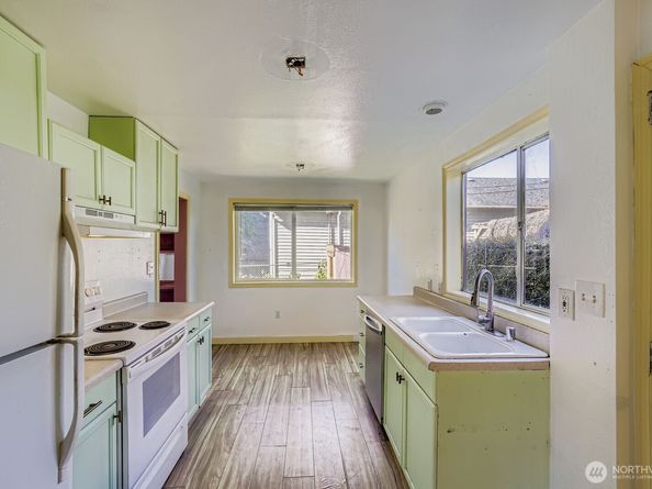 1707 22nd Avenue S, Seattle WA 98144