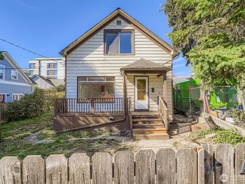 1707 22nd Avenue S