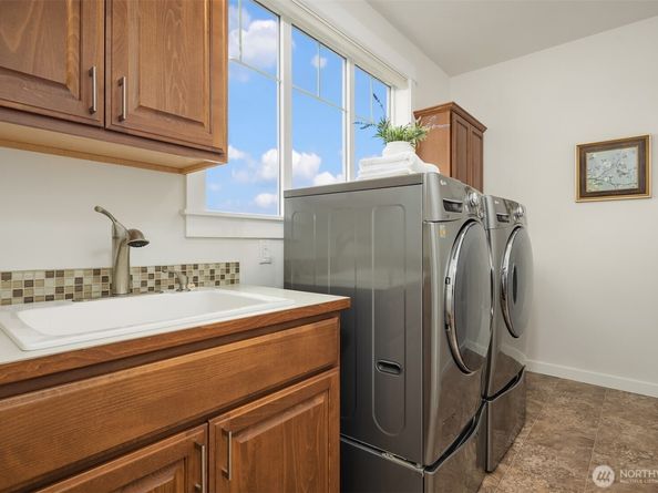 9813 NE 145th Street, Bothell WA 98011
