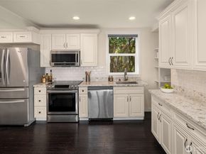 412 Renton Avenue S, Renton WA 98057