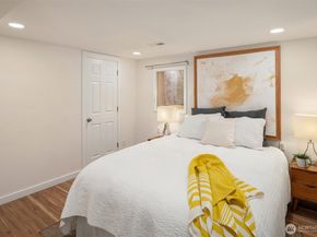 412 Renton Avenue S, Renton WA 98057