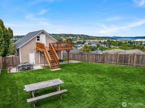 412 Renton Avenue S, Renton WA 98057