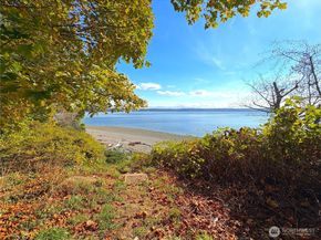 4609 SW 241st, Vashon WA 98070