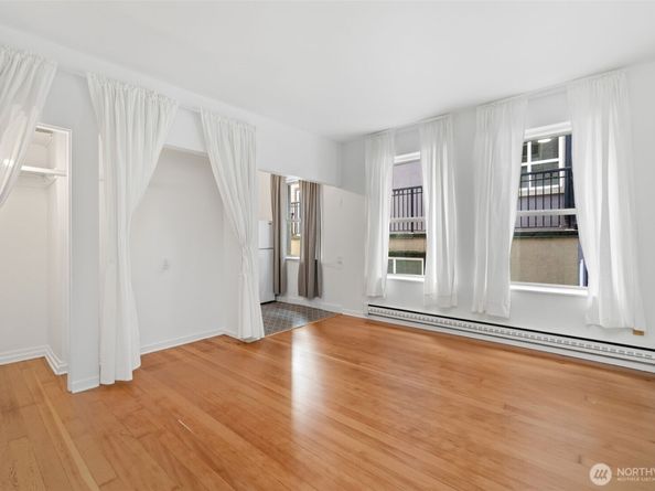7 Harrison Street 26, Seattle WA 98109