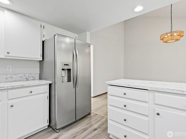 32701 5th Avenue SW, Federal Way WA 98023