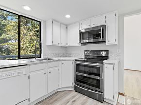 32701 5th Avenue SW, Federal Way WA 98023