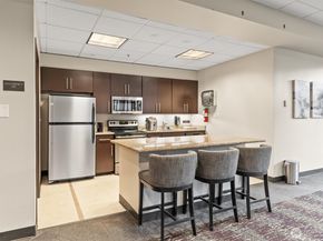 177 107th Avenue NE 1204, Bellevue WA 98004