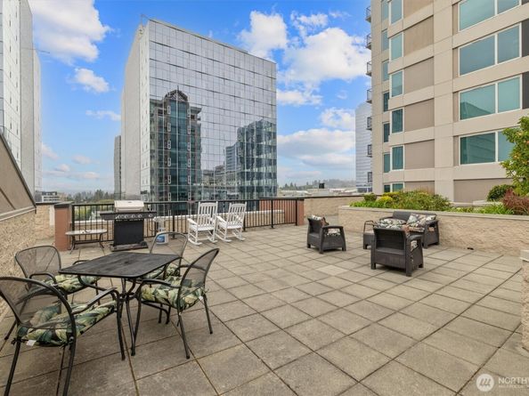 177 107th Avenue NE 1204, Bellevue WA 98004
