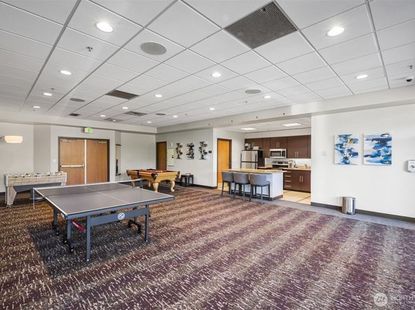 177 107th Avenue NE 720, Bellevue WA 98004