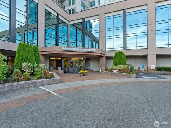 177 107th Avenue NE 720, Bellevue WA 98004