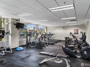 177 107th Avenue NE 720, Bellevue WA 98004