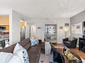 177 107th Avenue NE 720, Bellevue WA 98004