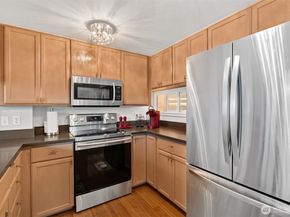 177 107th Avenue NE 720, Bellevue WA 98004