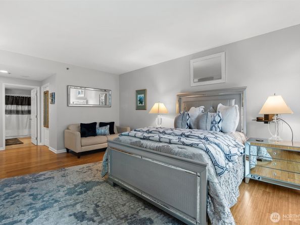 177 107th Avenue NE 720, Bellevue WA 98004