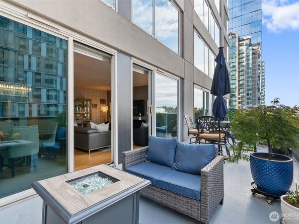 177 107th Avenue NE 720, Bellevue WA 98004