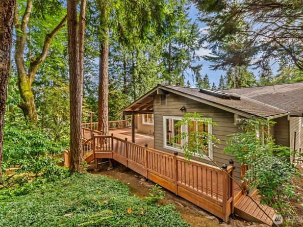 10554 NE 150th Court, Bothell WA 98011