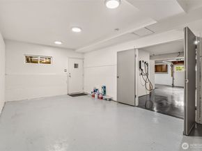 10554 NE 150th Court, Bothell WA 98011