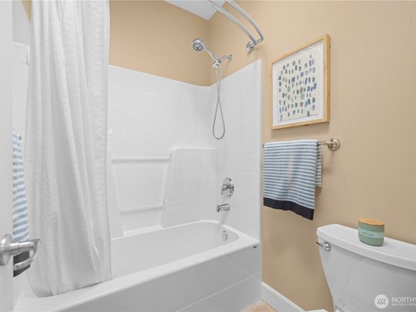 8508 184th Street SW, Edmonds WA 98026