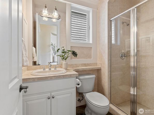 8407 SE 69th Place, Mercer Island WA 98040