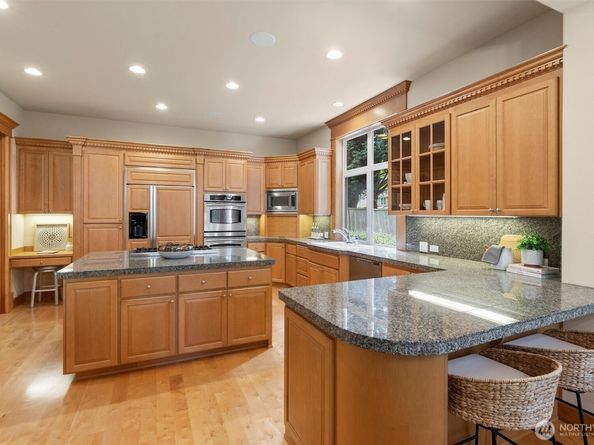 8407 SE 69th Place, Mercer Island WA 98040