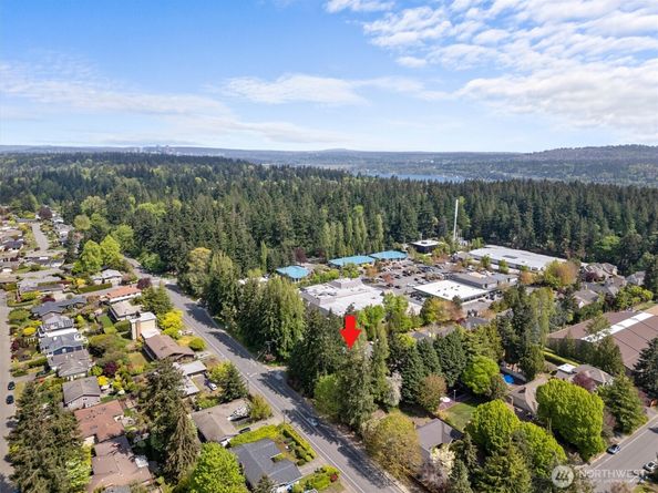 8407 SE 69th Place, Mercer Island WA 98040
